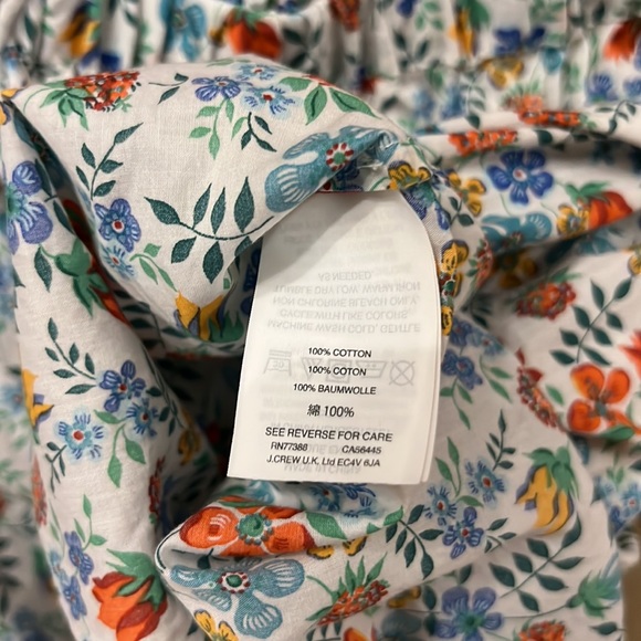 Liberty Art Fabrics for J. Crew off the shoulder floral top - Picture 4 of 4